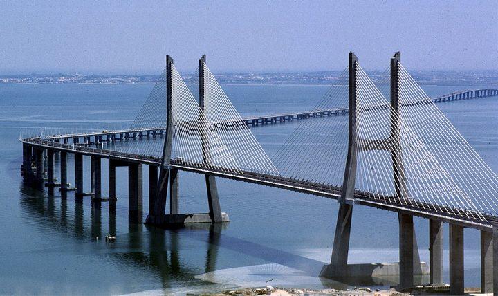 Мост Васко да Гама, фото