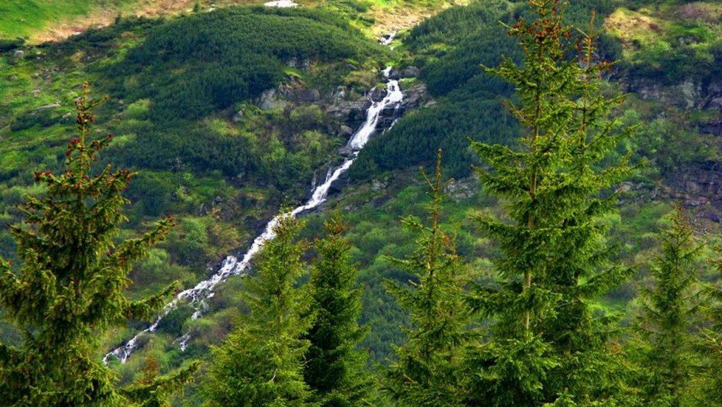 Водопад Прутский, фото