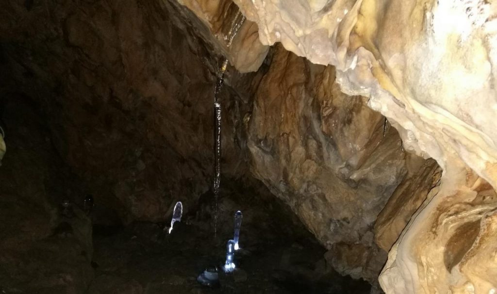 В середине Баскунчакской пещеры, фото