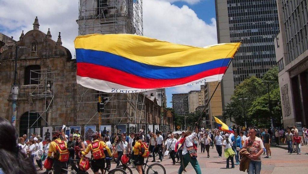 День национального флага в Колумбии, фото