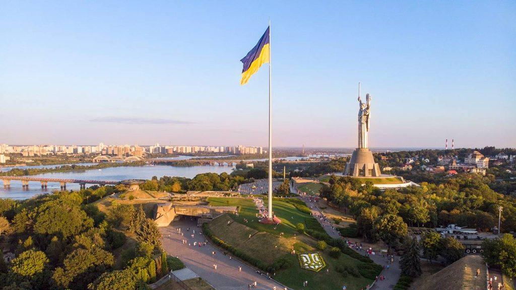 Самый большой флаг в Украине, фото