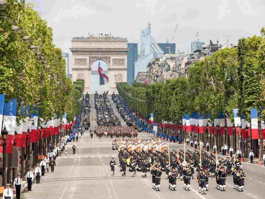 День национального флага Франции, фото