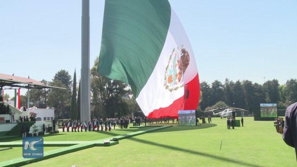 День национального флага в Мексике, фото