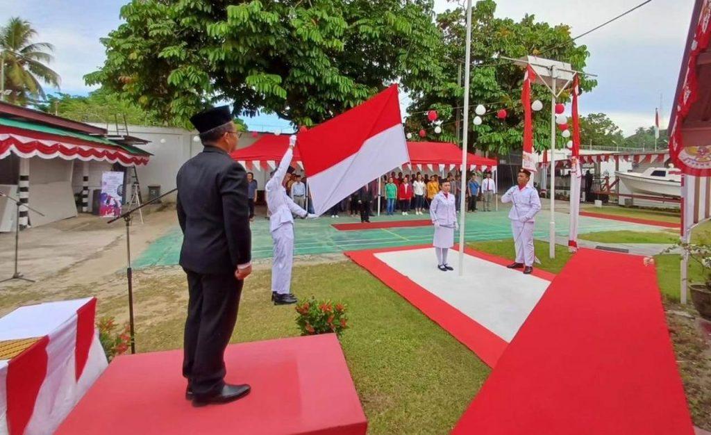 День национального флага в Индонезии, Фото