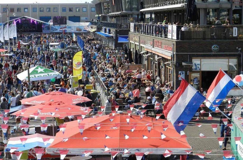 День национального флага в Нидерландах, фото